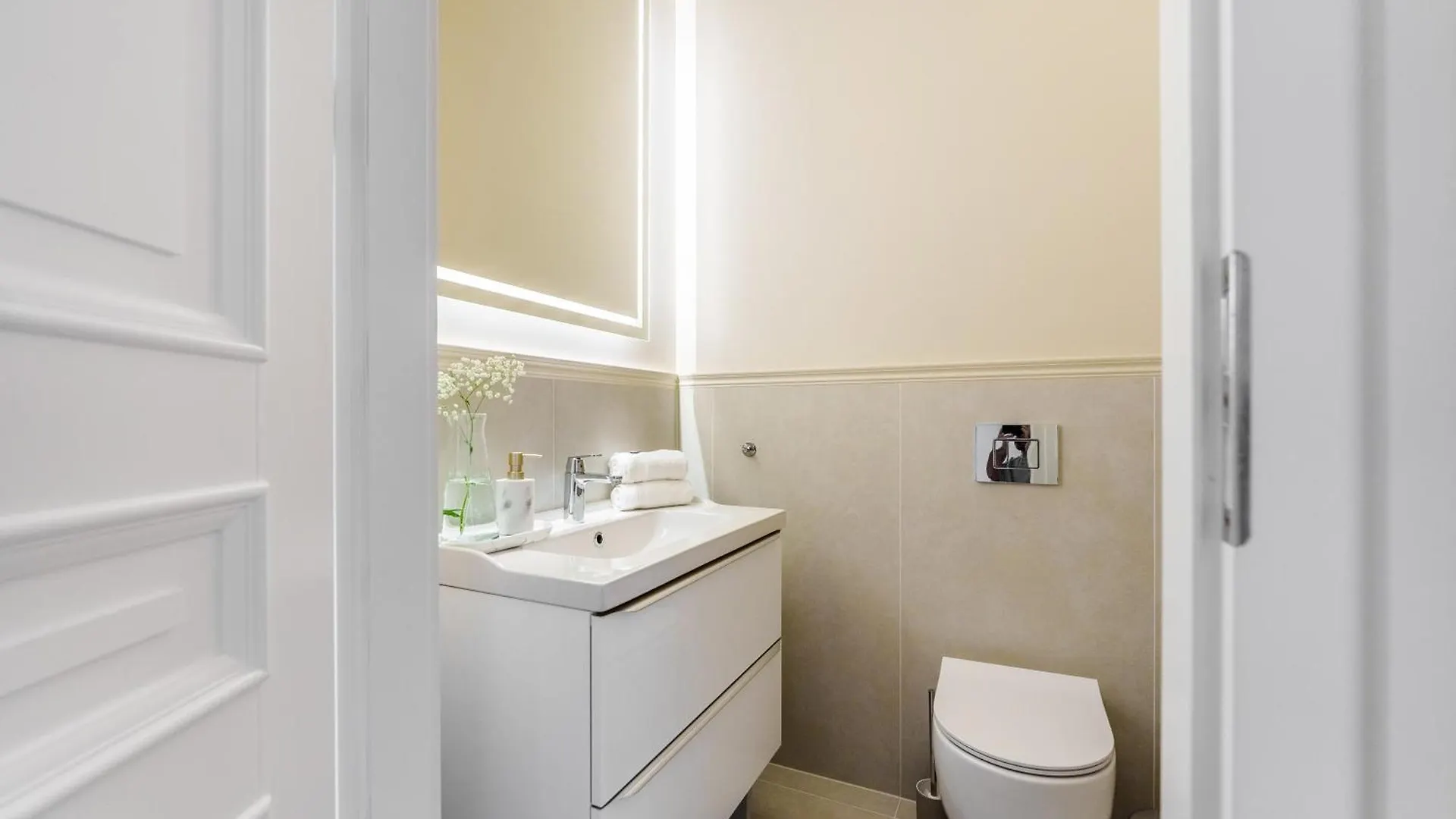 Apartamenty Lighthouse - Pomorska 5 Kolobrzeg Poland